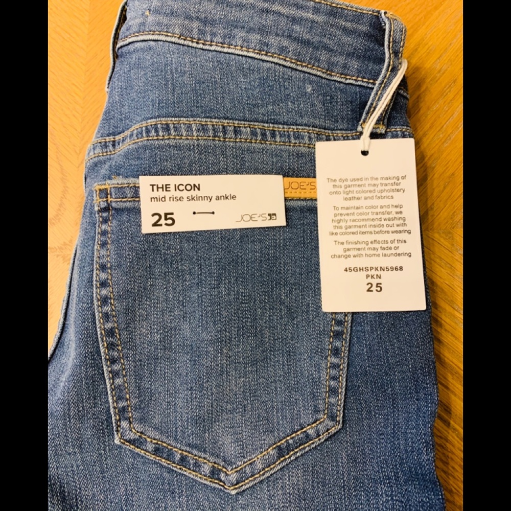 Joe’s The Icon Mid Rise Skinny Ankle - Picture 5 of 10
